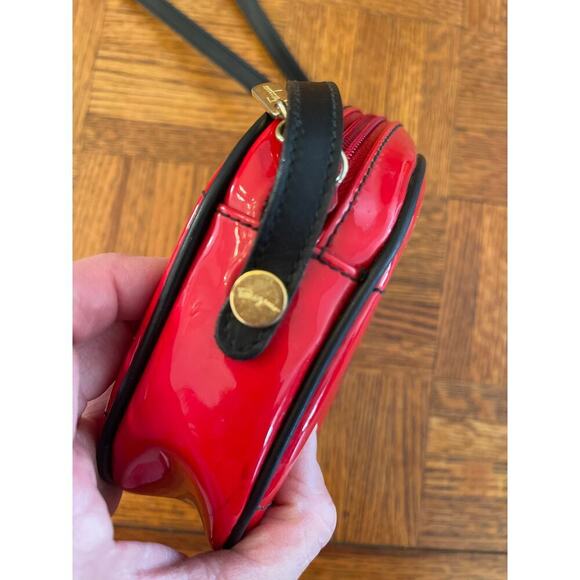Vintage Salvatore Ferragamo patent leather Crossbody - Picture 7 of 7